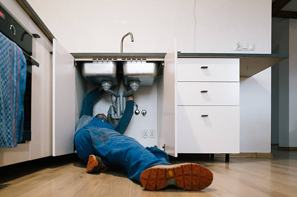 Professional Leak Detection technician working in Manorville, NY